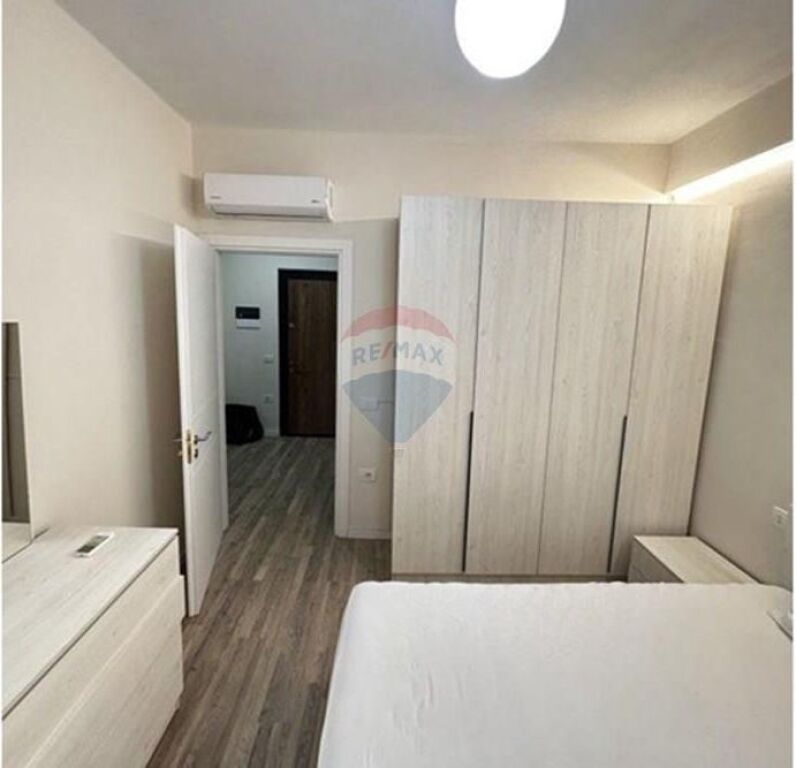 Ofrojme per qira apartament 1+1 ne zonen e Astirit, ne rezidencen Urban Gate