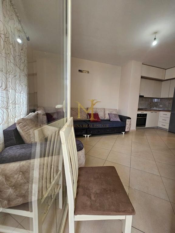 APARTAMENT 2+1+2 NË DURRËS ME QIRA