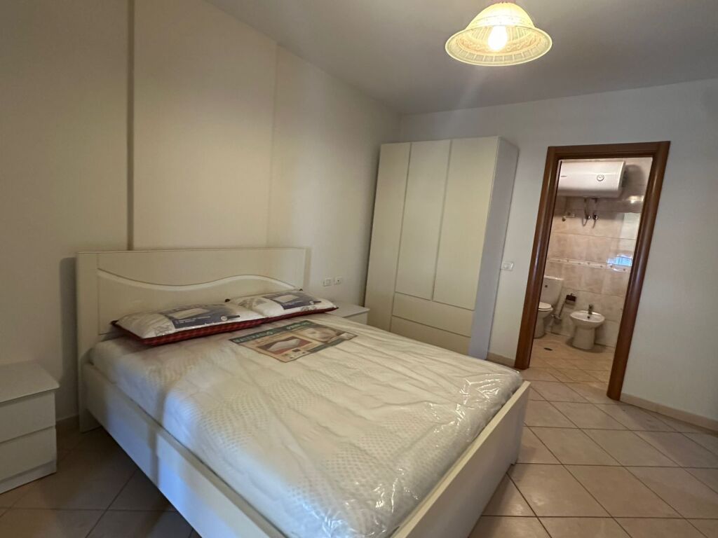 ME QIRA APARTAMENT 3+1+2+DEPO