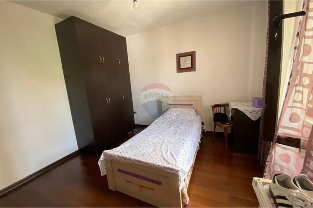 Apartment - For Sale - Laprakë, Tirana