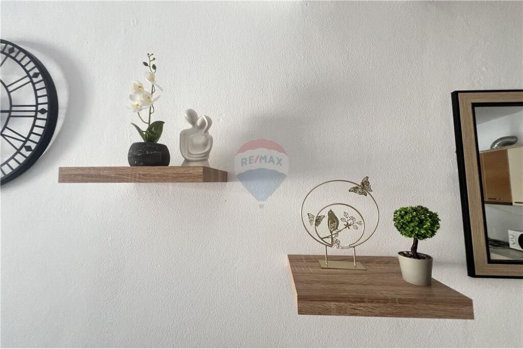 🏖 Modern 2+1 apartment for rent - Lungomare, Vlore