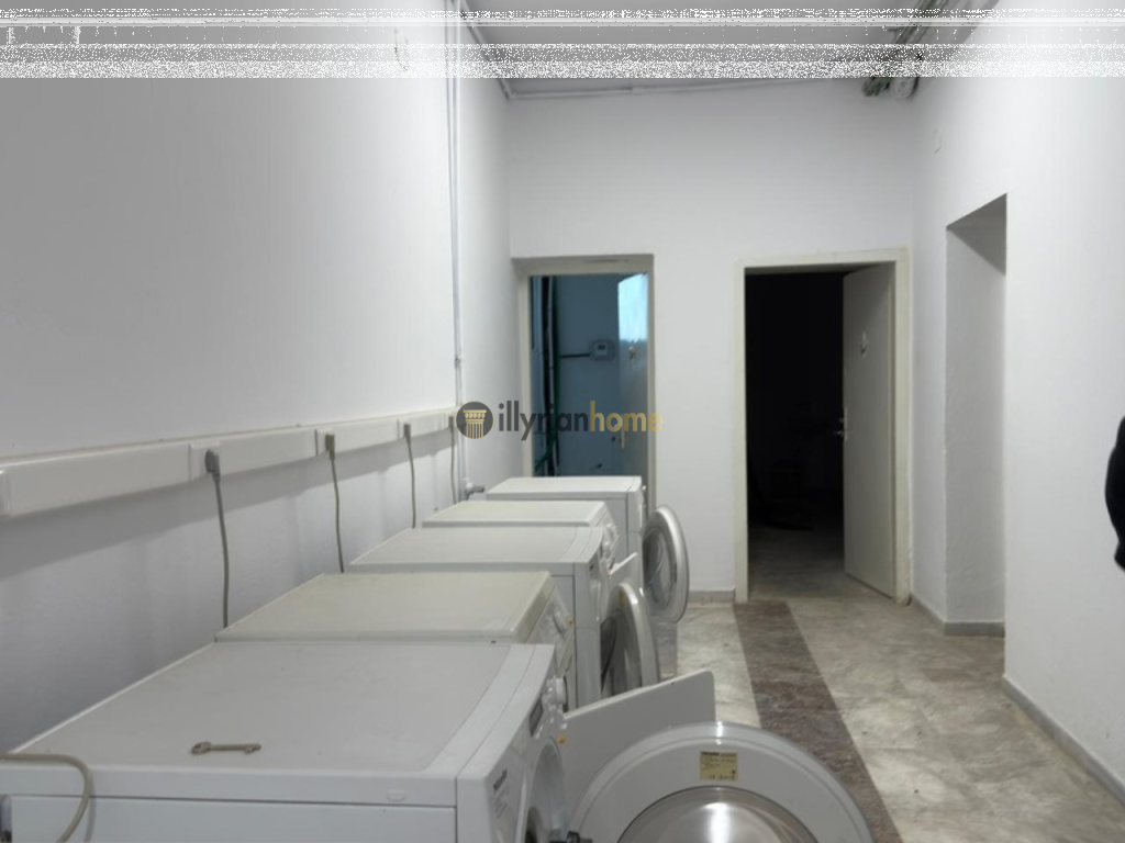 Shitet, Vilë 4 katëshe + bodrum, Vilat Gjermane, Tiranë