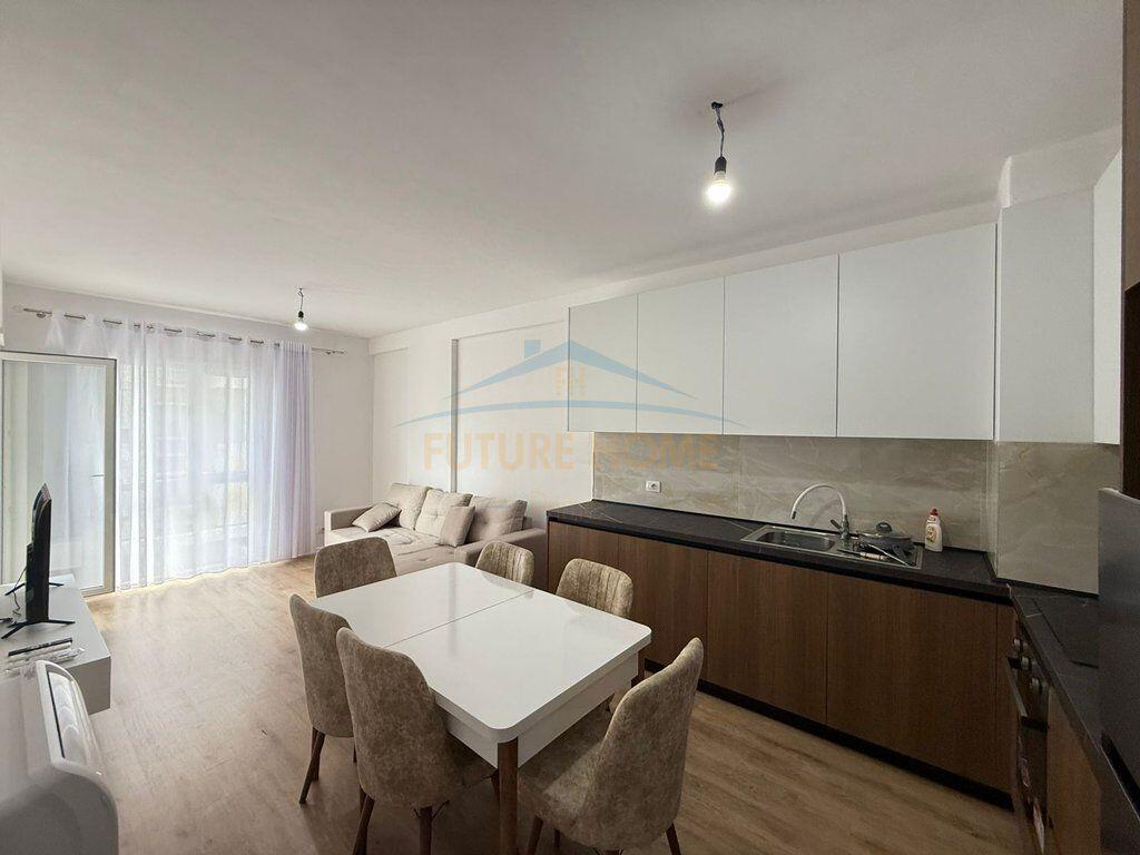 Qera , Apartament 2+1+Post parkimi , Univers City , Tirane