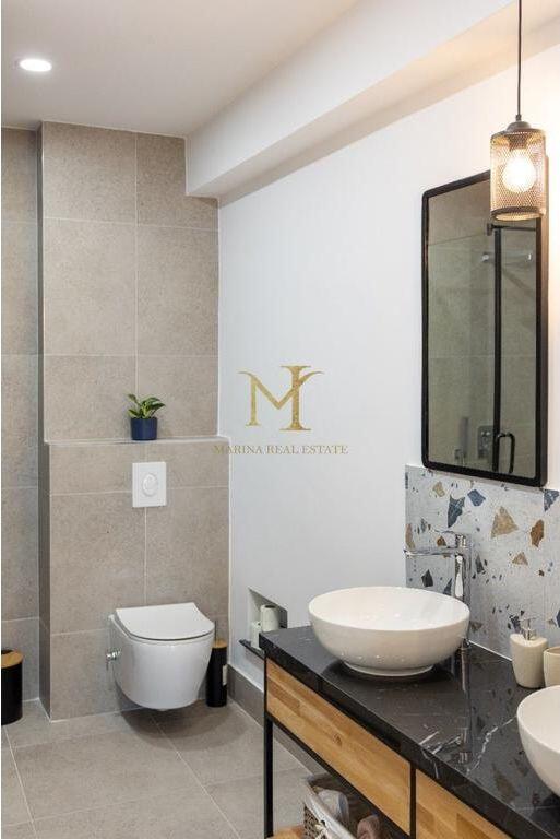 JEPET ME QERA APARTAMENTI 2+1 , TEK ARRAGOSTA NE VOLLGA!