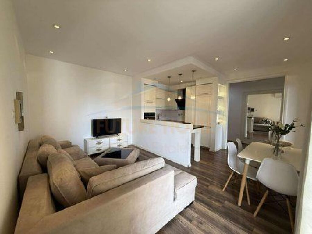 Qera, Apartament 2+1, Unaza e Re, Tiranë