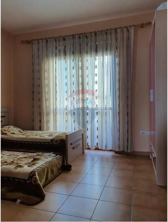 Jepet vile me qira te Komuna Parisit