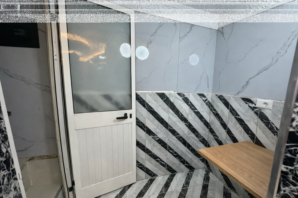 Shitet Ambient Biznesi – UKD, Durrës