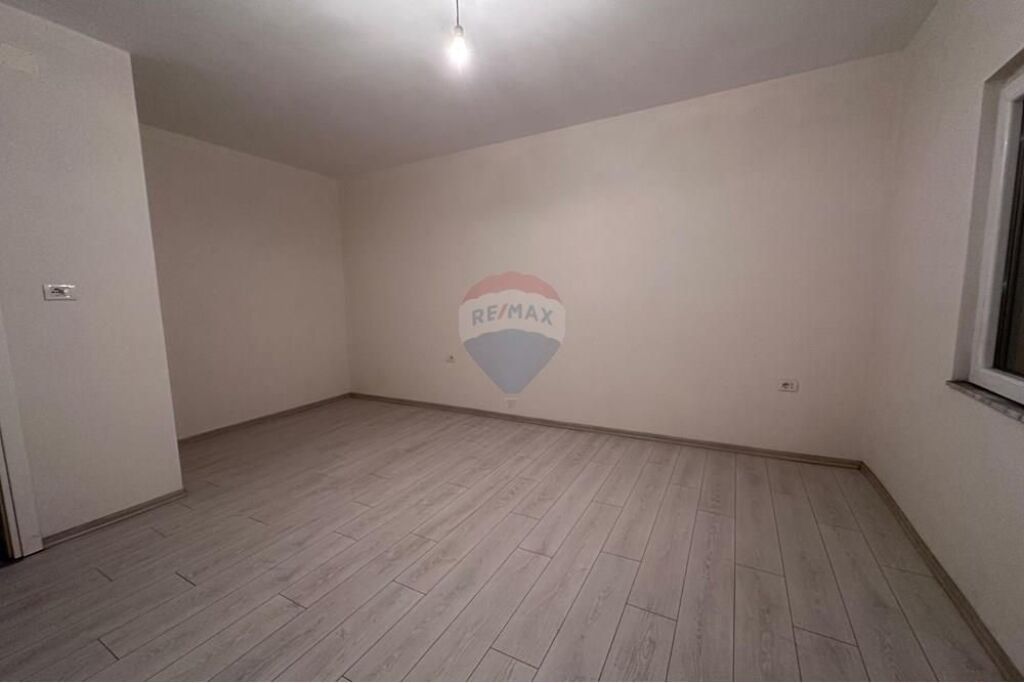 3+1 apartment for rent for offices in the center of Tirana!