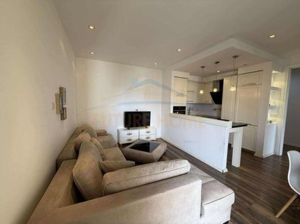 Qera, Apartament 2+1, Unaza e Re, Tiranë