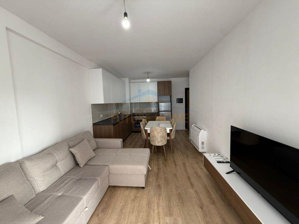 Qera , Apartament 2+1+Post parkimi , Univers City , Tirane