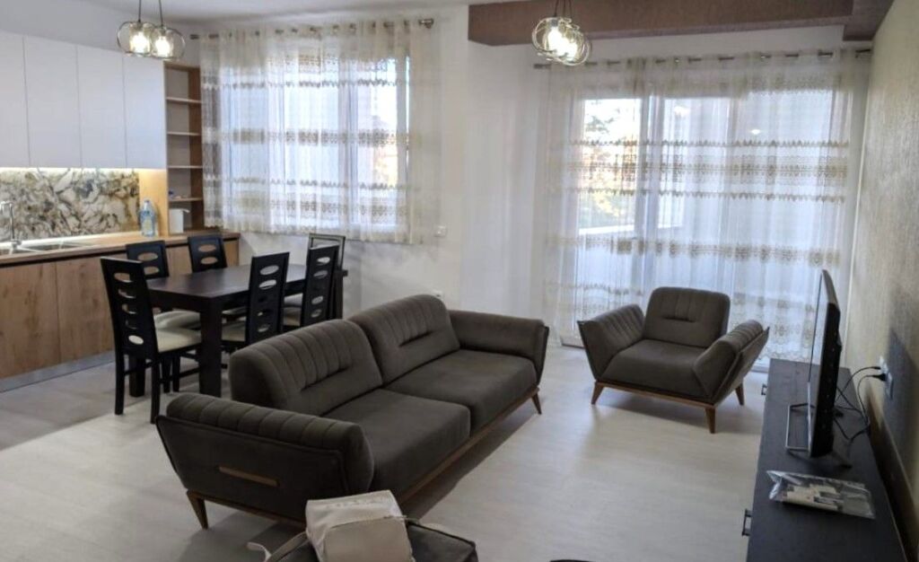 Appartamento in affitto 2+1+Posto auto ad Astir (ID B2201718) Tirana​