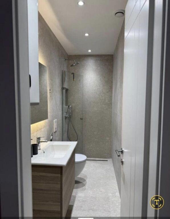 🏠 Jepet me qira apartament 2+1