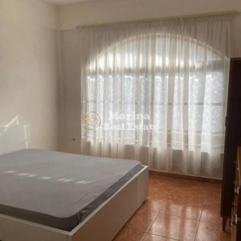 Qera | Shtëpi private 1 + 1 | Selitë | 280 €/muaj