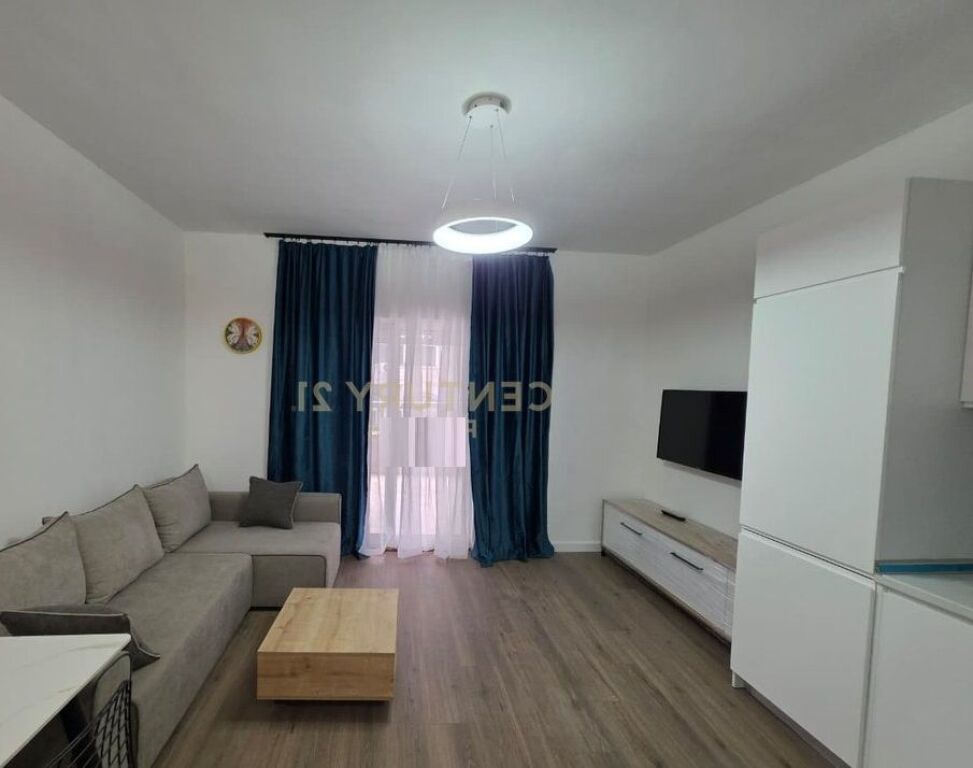 APARTAMENT 1+1+VERANDE, KOMUNA E PARISIT, PRANE LULISHTES 1 MAJI