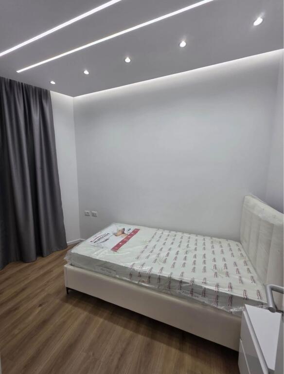 FOR RENT APARTMENT 2+1 + PARKING  📍 Ali Demi – Kadiu Apartment 2+1, furnished, with parking space.  💰 Price: 650 € / month (with parking)  📞 Contact for more information.