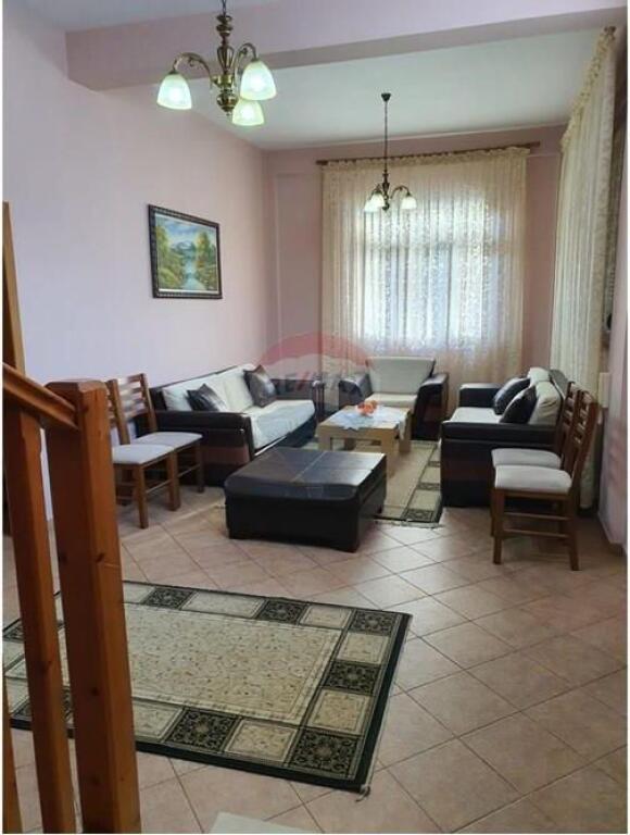 Jepet vile me qira te Komuna Parisit