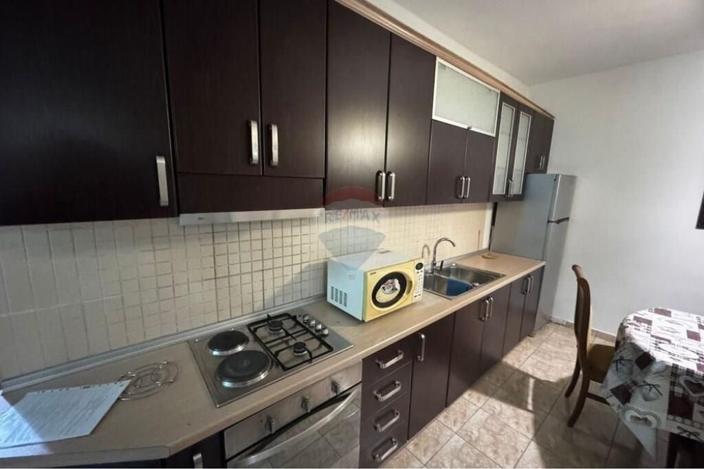 Apartment - For Rent - Kristal Center, Tirana