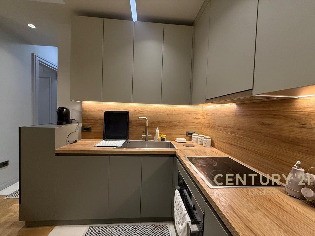 Jepet me qira apartament 1+1+post parkimi , tek Kompleksi "Deliorgji"!