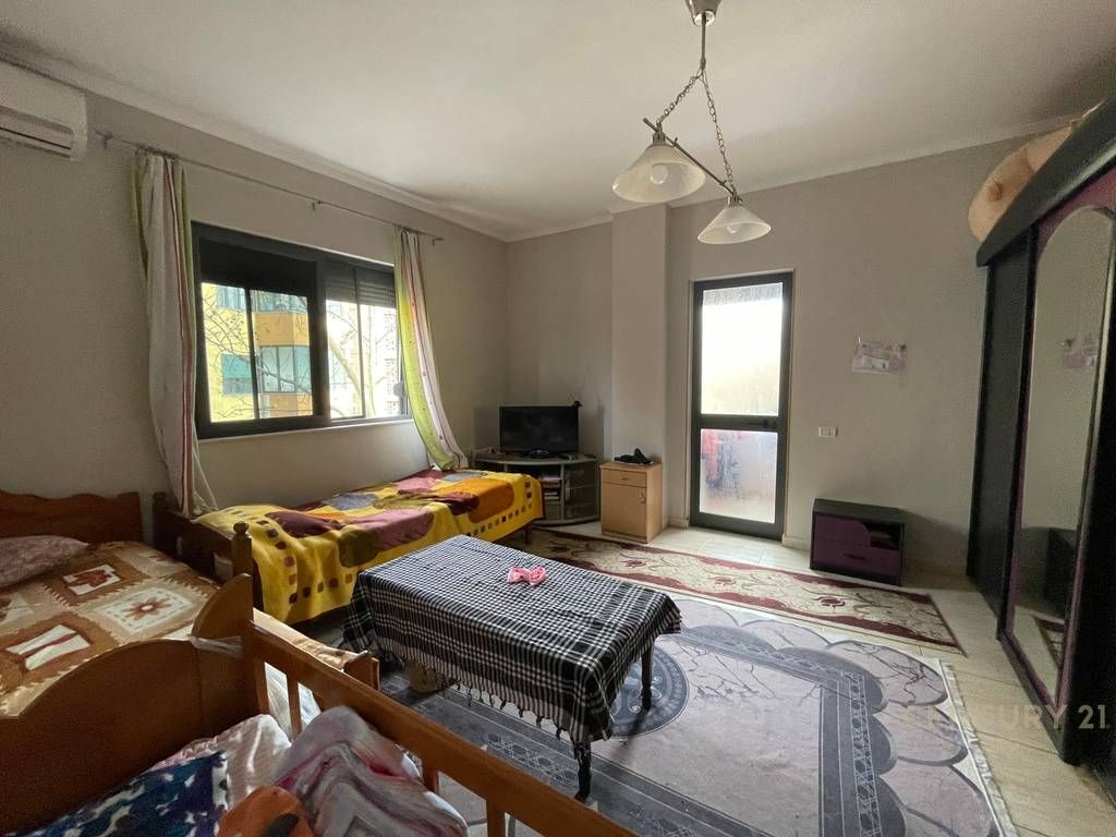 Shitet apartament 2+1,Ali Demi!