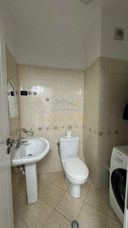 Qera, Apartament 2+1+2 Unaza e Re