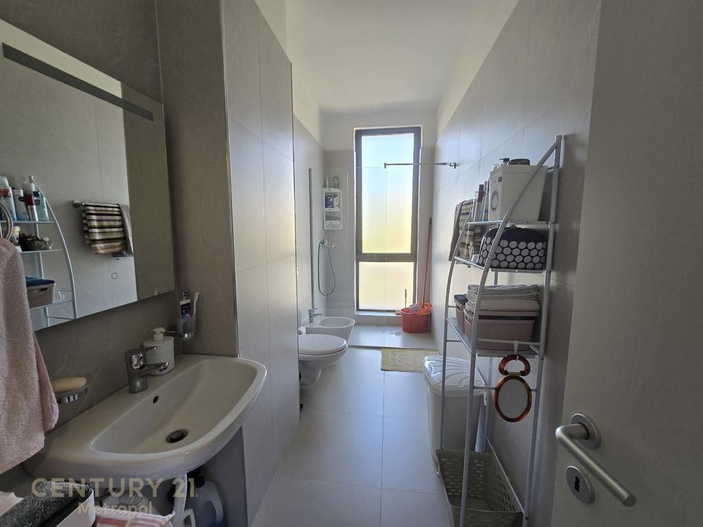 We rent a 1+1 apartment at Bulevardi i Ri! 500 € /Month