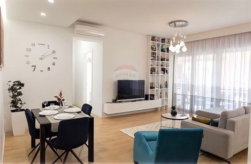 Jepet 2+1+2 Delijorgj