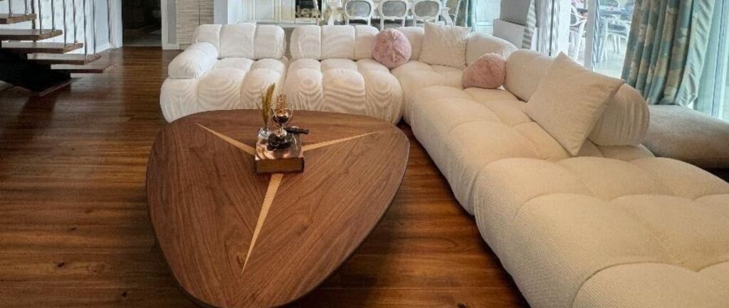 ✨ Jepet me Qira – Duplex 2+1+2 me Verandë tek Liqeni i Thatë