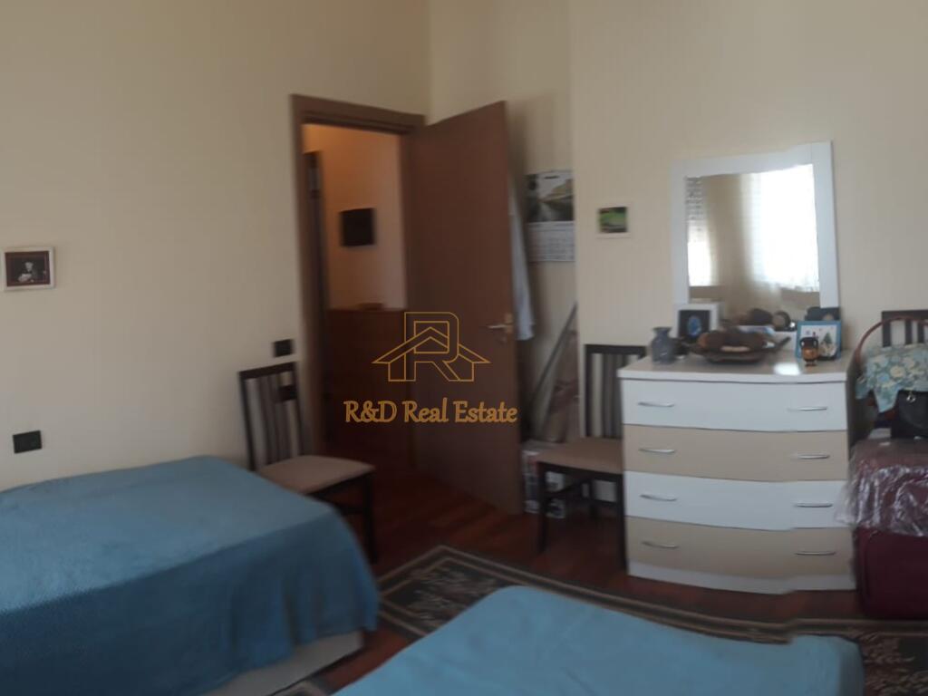 🏡 Apartment 1+1 for rent – Pazari i Ri