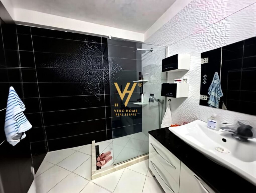 JEPET APARTAMENT 2+1+BLK ME QERA NE ASTIR 500 EURO