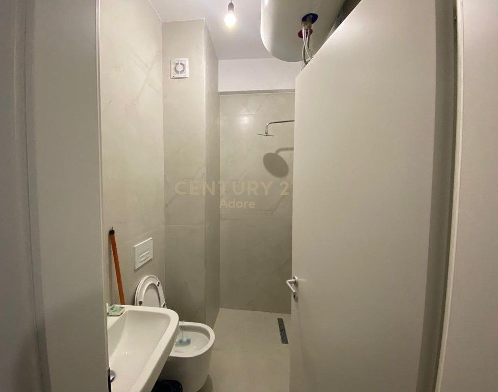 AFFITTASI APPARTAMENTO 1+1 PRESSO IL COMPLESSO KADIU