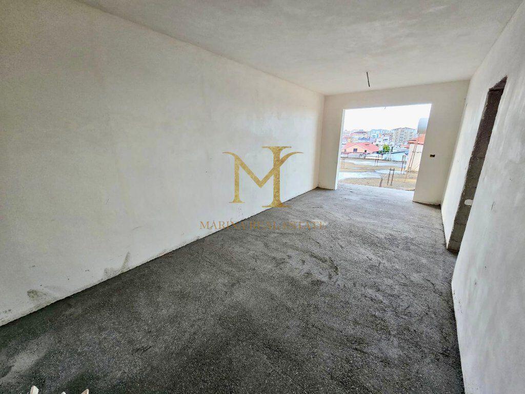 APARTAMENT 2+1 NE FAZE NDERTIMI NE PLAZH DURRES, PER SHITJE!