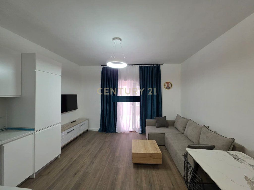 APARTAMENT 1+1+VERANDE, KOMUNA E PARISIT, PRANE LULISHTES 1 MAJI!