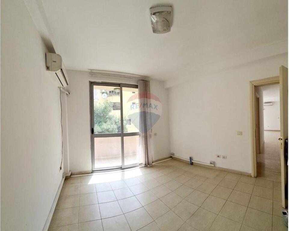 Locale Commerciale in Affitto vicino alla Scuola di Balletto !