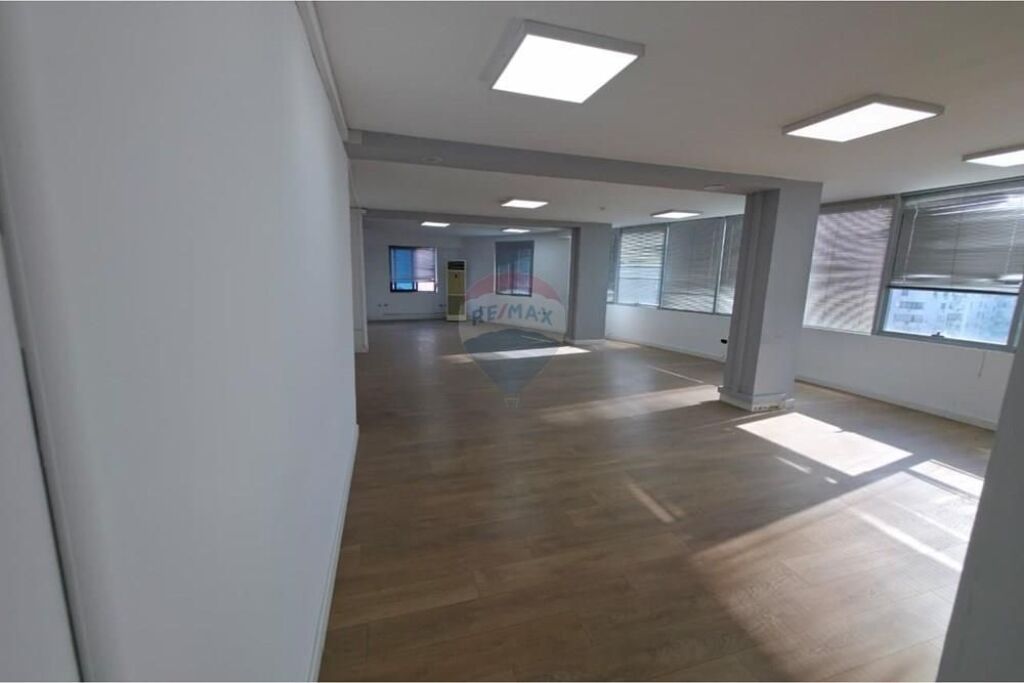 Office - For Rent - New Boulevard, Tirana