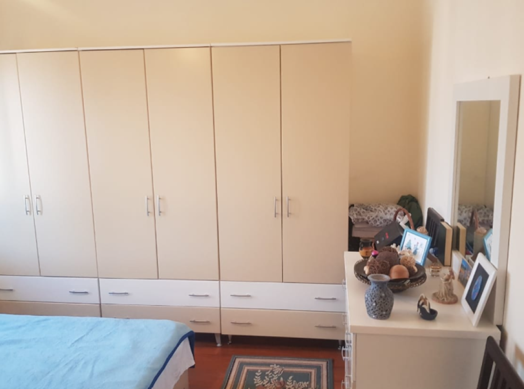 ▫️ JEPET APARTAMENT 1+1 ME QIRA – PAZARI I RI 🏙️  