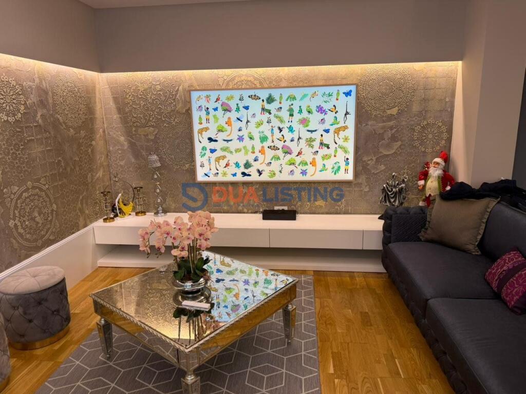 Apartament 3+1+2 ne shitje tek Rruga Elbasanit!