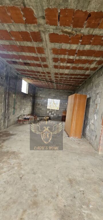 🏡 SHTËPI PRIVATE ME TOKË NË SHITJE – HARDHISHTE, SHIJAK 🌿