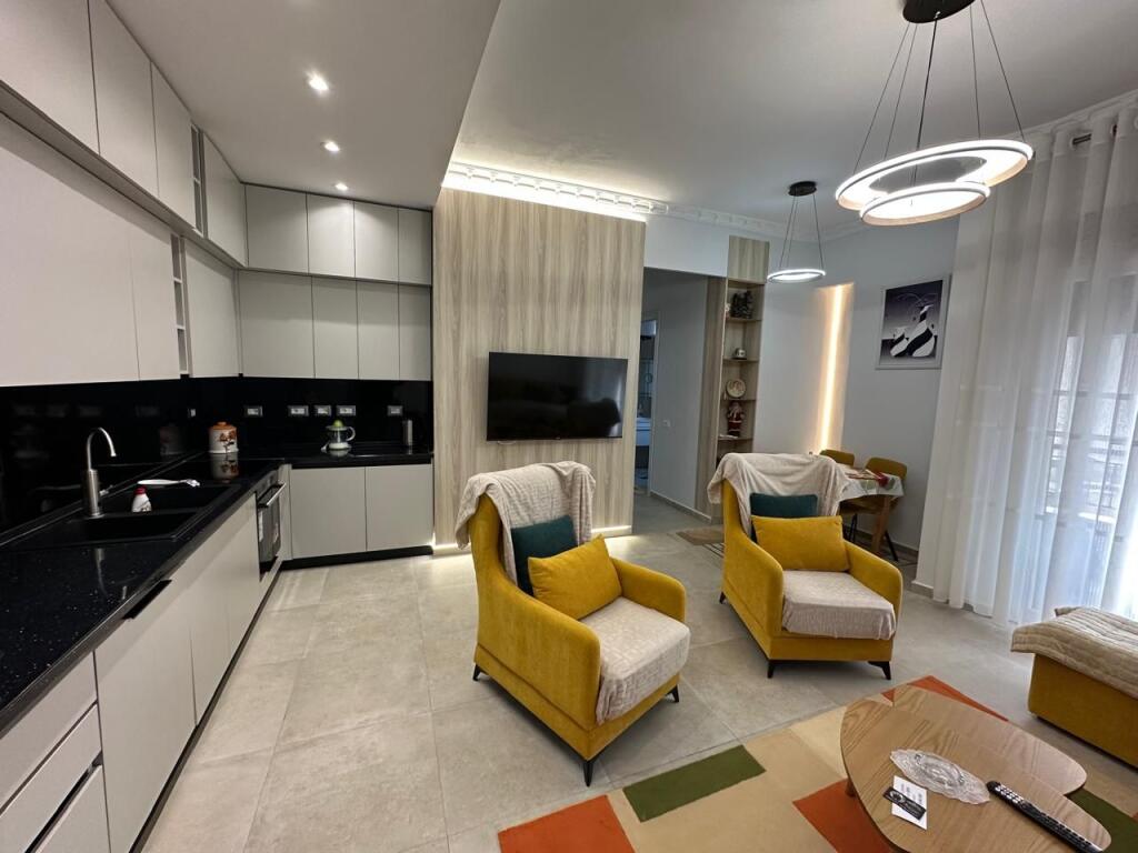 🏢Mine Peza Street, Donika Center, a 2+1+2 furnished apartment for rent. 1,200 Euro    