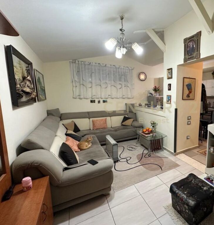 🌟 Appartamento 2+1 in Vendita a Xhamllik – Posizione Pratica a Tirana