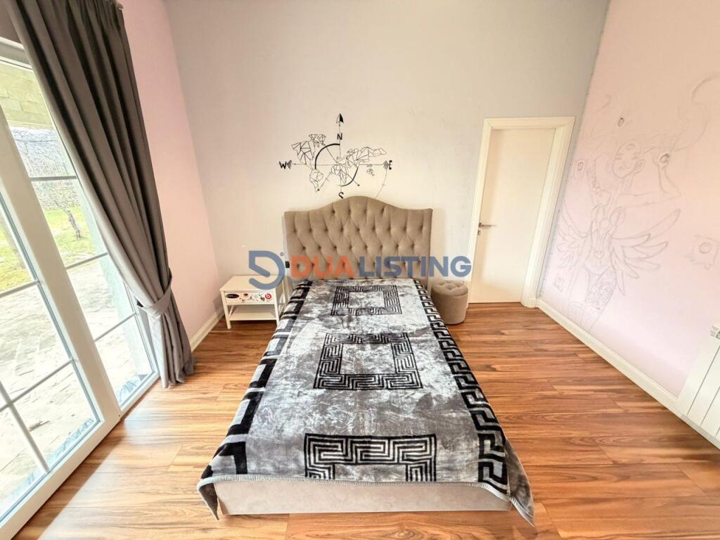 Vile premium individuale per Shitje, Petrele