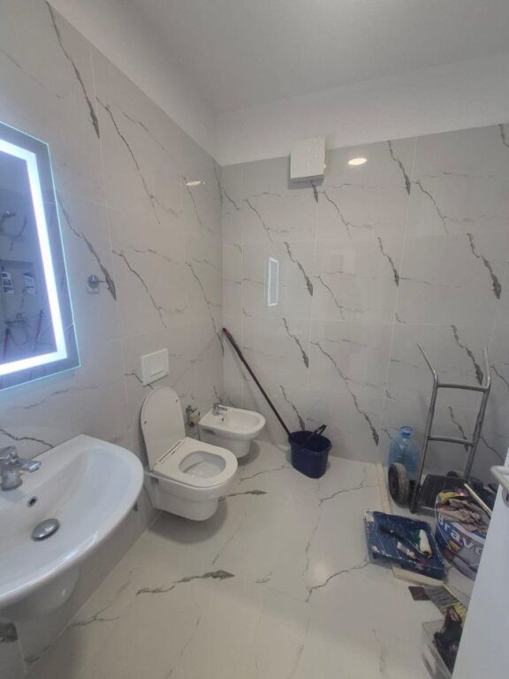 🏠 Jepet me qira apartament 1+1