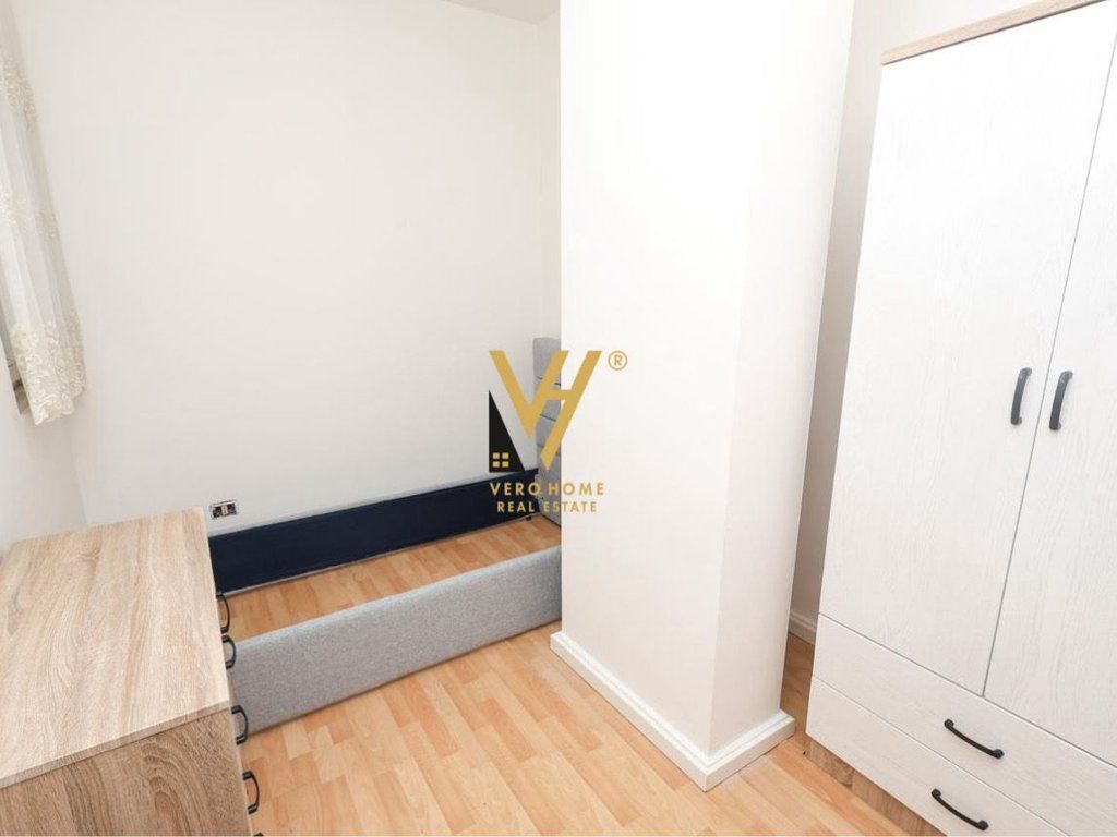 JEPET APARTAMENT 2+1 ME QERA TE KOPSHTI BOTANIK 100.000 LEKE