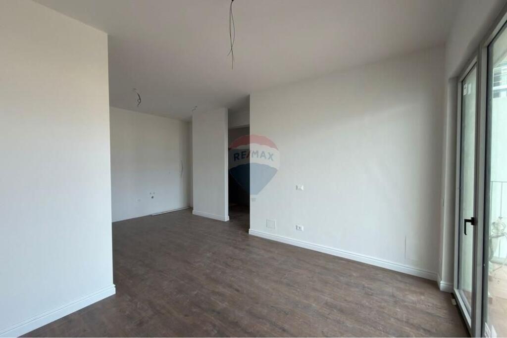 Apartament 1+1 per shitje Bulevardi i Ri !