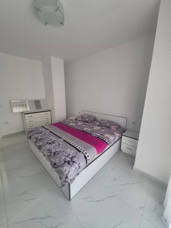 🏠 Jepet me qira apartament 1+1