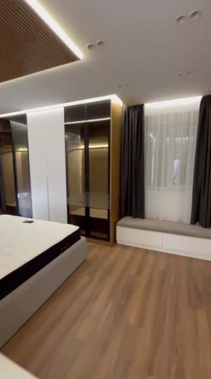 Penthouse for sale at the dry lake 2+1+2, with veranda, at the FZ complex, together with 2 parking spaces