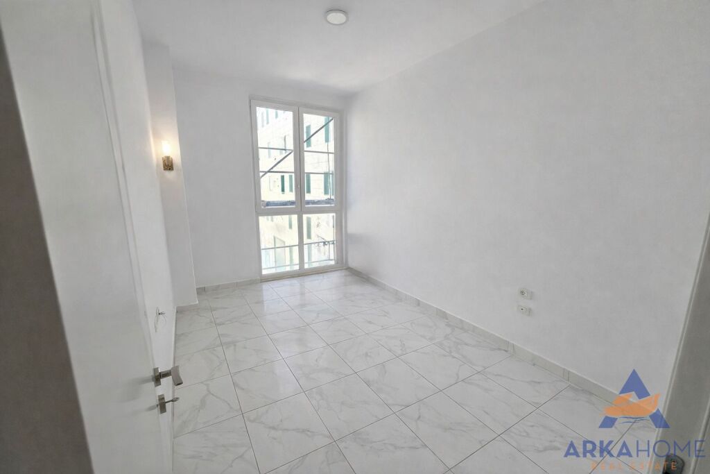 SHITET APARTAMENT 3+1+BALLKON "PRANE KOMPLEKSIT SQUARE 21,NGJITUR ME CORNER RESIDENCE" 327.500 EURO