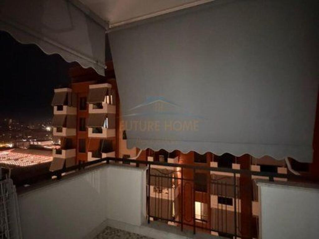 Shitet, Apartament 2+1+2+Post Parkimi, "Kompleksi Delijorgji ", Tiranë