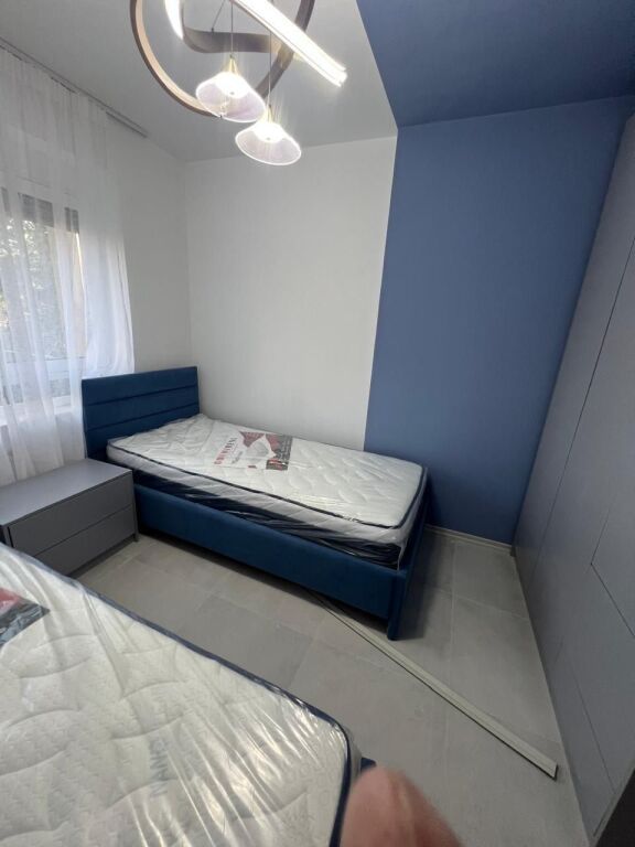 Jepet me qira 2+1 – ISH ATSH, buzë 🏡Lanës