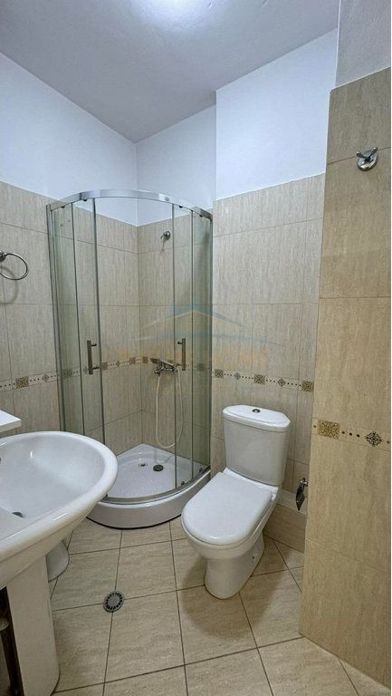 Qera, Apartament 2+1+2 Unaza e Re