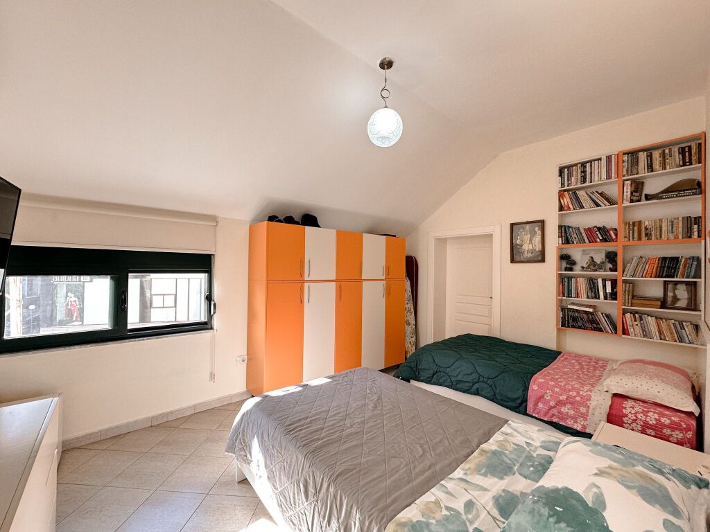 Shitet apartament 2+1 te Liqeni i Thatë, Tiranë
